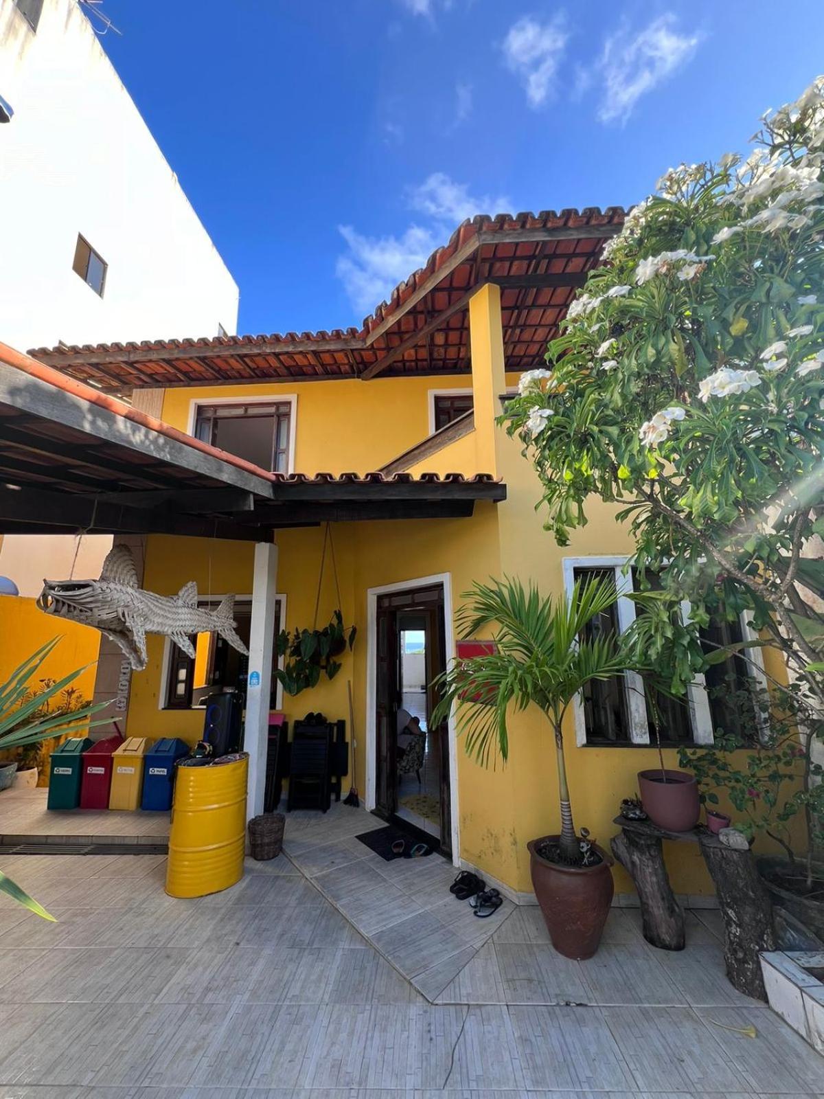 Casa Amarela & Bistro - Em Pituacu Salvador