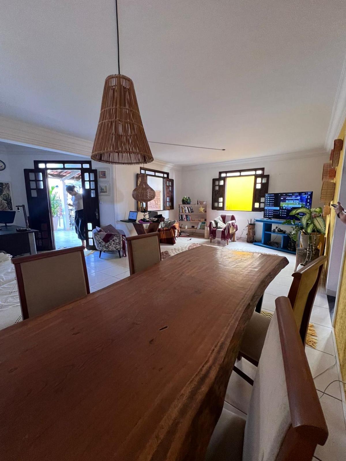 Casa Amarela & Bistro - Em Pituacu Salvador