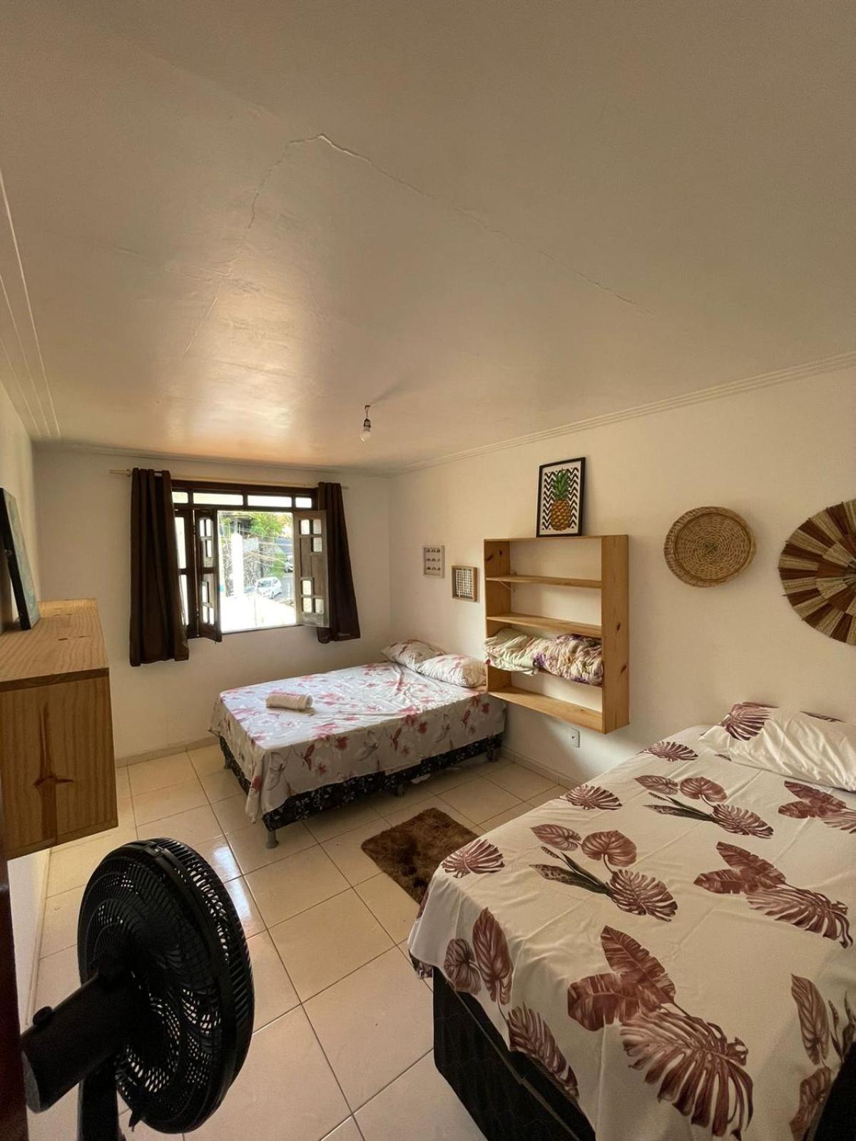 Casa Amarela & Bistro - Em Pituacu Homestay Salvador