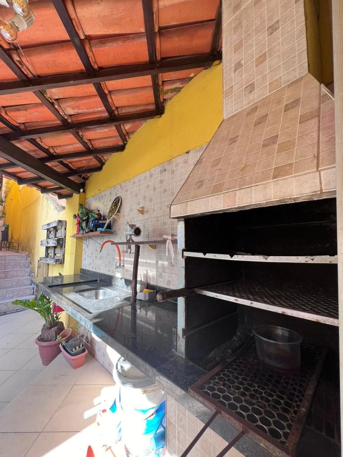 Casa Amarela & Bistro - Em Pituacu *