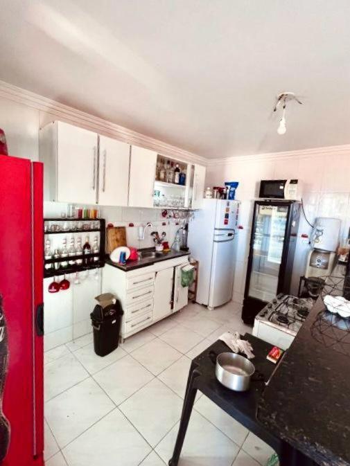 Homestay Casa Amarela & Bistro - Em Pituacu Salvador