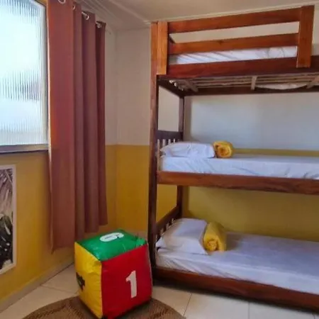 Casa Amarela Hostel & Bistro - Em Pituacu Salvador Room photo
